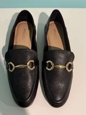Arezzo Italian Leather Emma Loafer- Size 6.5W